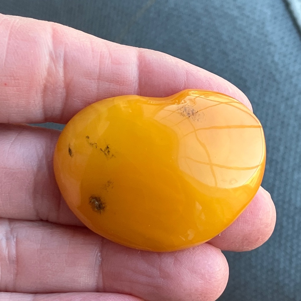 Vintage Butterscotch Heart Brooch Retro Amber Tone Pin